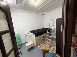 Hougang Avenue 7 (D19), Retail #560659741